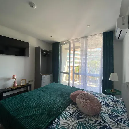Paradiso 'в' 403 Fancy Apartment Nesebar