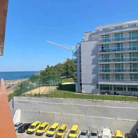 Paradiso 'в' 403 Fancy