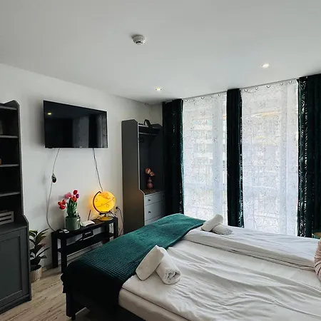 Paradiso 'в' 403 Fancy Апартамент *