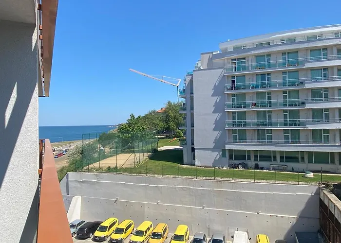 Paradiso 'в' 403 Fancy