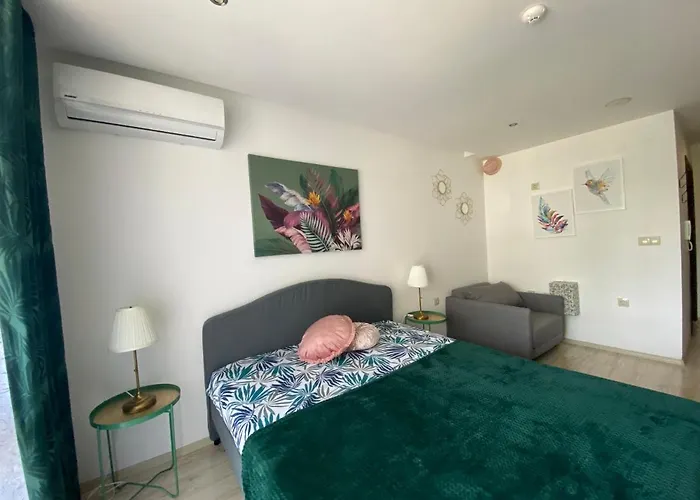 Paradiso 'в' 403 Fancy Apartment Nessebar